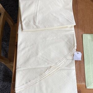 Cream round  Table cloth- Soft Neutral Set